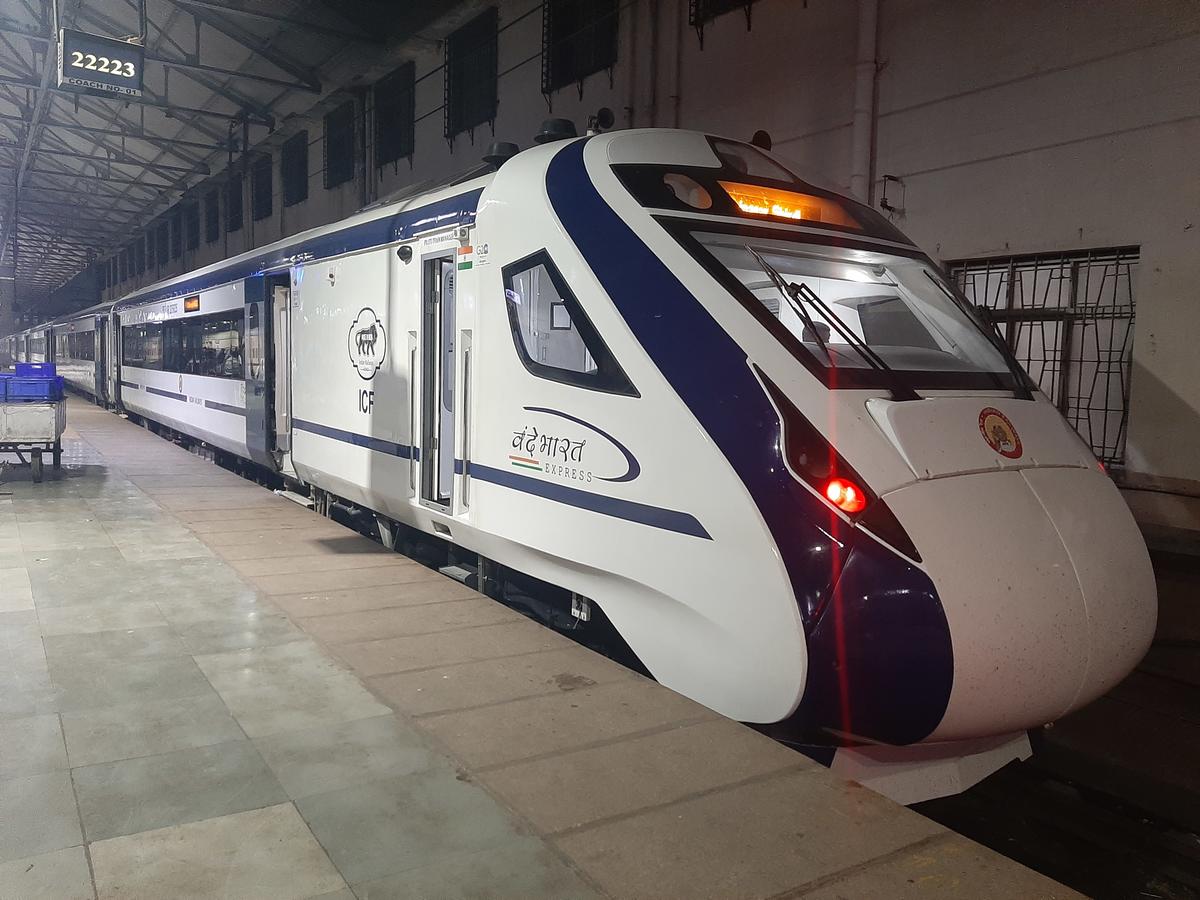 Transforming Travel in Jammu and Kashmir: The Significance of the Vande Bharat E...