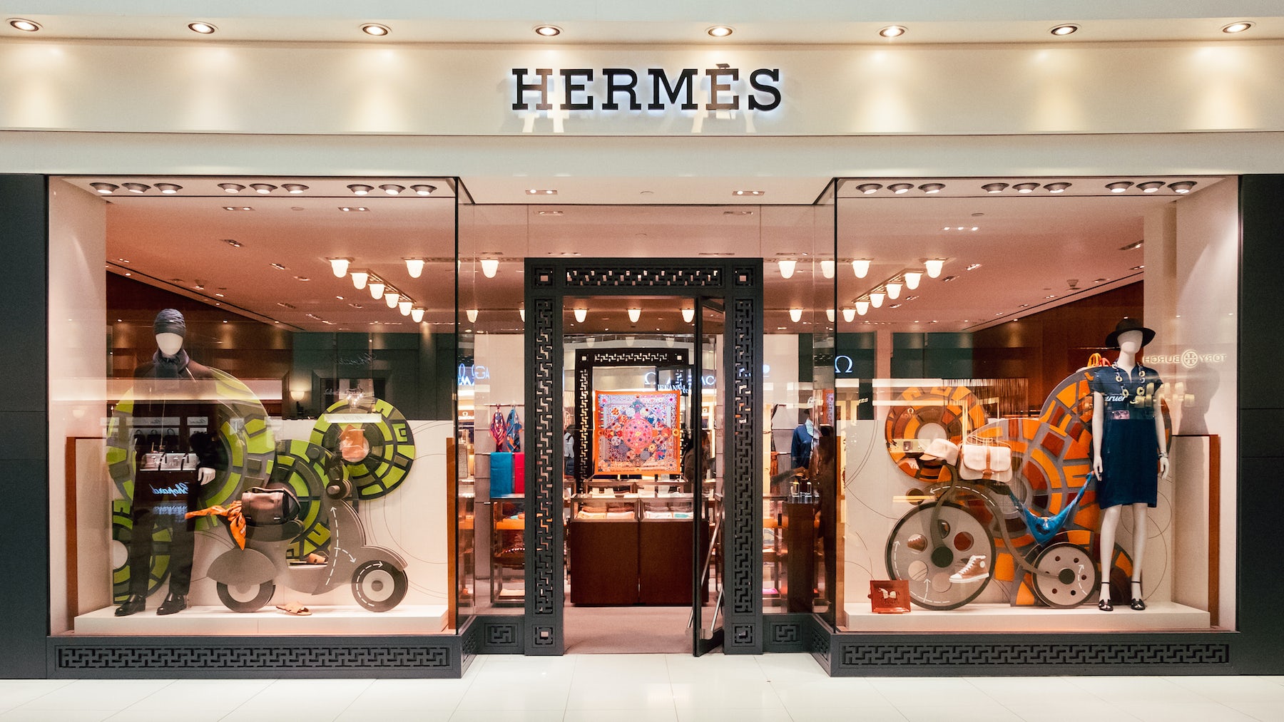 Quiet Luxury in Loud Times: How Hermès Thrives Without Chasing Trends